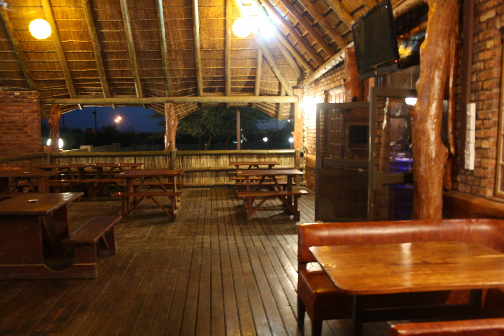 Diggies Lodge Kimberley Exterior photo