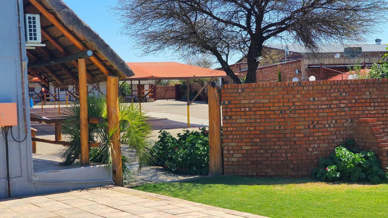 Diggies Lodge Kimberley Exterior photo